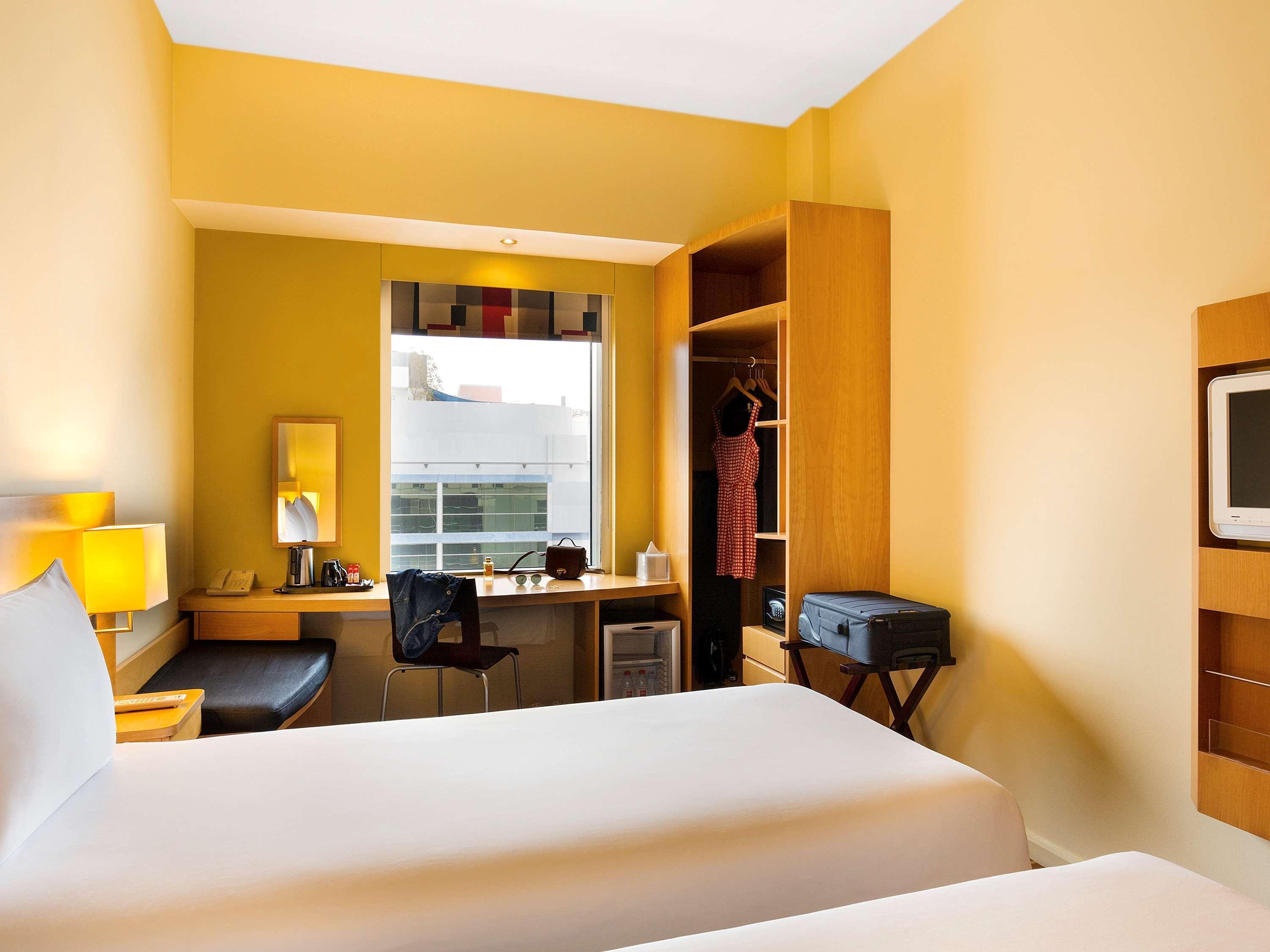 Ibis Al Rigga Hotel Dubai Eksteriør billede